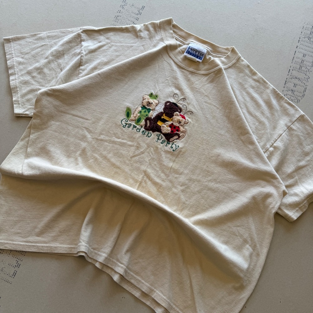 Vintage 90s Endless Designs Garden Party T-shirt